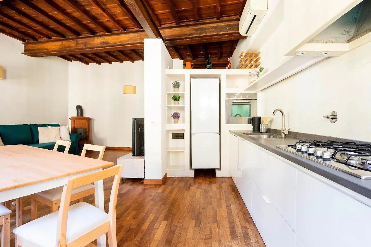 Pilastri 44 Apartment Florence